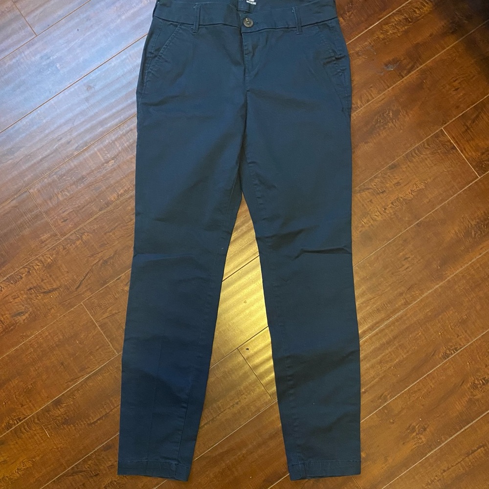 Skinny Built-In Flex Chinos